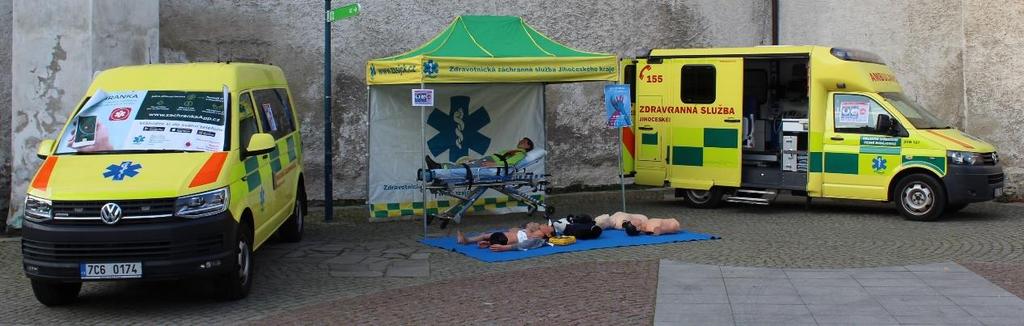 ŘÍJEN 3x projekt Ozbrojený útočník ve škole Základy první pomoci a ovládání AED - odbor služby dopravní policie Policie ČR Součinnostní cvičení IZS - Horská služba ČR Školení první pomoci - IQAP,