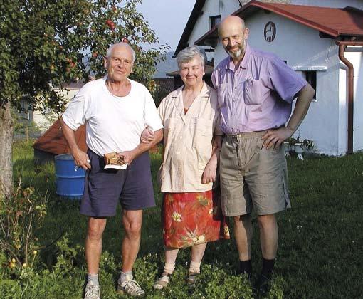 200 Zprávy Rozloučili jsme se s Dr. Ivanem Šolcem Zbyněk Melich Oddělení TOPTEC, Ústav fyziky plazmatu AV ČR, v. v. i., Skálova 89, 511 01 Turnov; melichz@ipp.cas.cz Vpondělí 13. 5. 2013 nás zastihla zpráva, že zemřel RNDr.