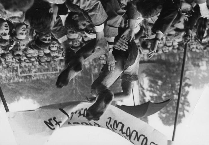 Další oslavu v derby s Pardubicemi zažil Hradec v ročníku 1971/1972. To hrál se svým regionálním sokem doma v posledním kole a postup již měl jistý. V sobotu 17.