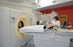 počítačový tomograf (CT) Pokládka povrchu v areálu nemocnice Provozní