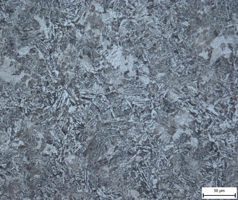 5.1.2 Ocel 42SiCr Popis oceli obr. 27 Výchozí mikrostruktura oceli 42CrMoS4 Jedná se o experimentální ocel, která byla odlita společností COMTES FHT a.s. Poté byla překována při teplotě 1100 C v laboratořích ZČU do podoby tyčí.