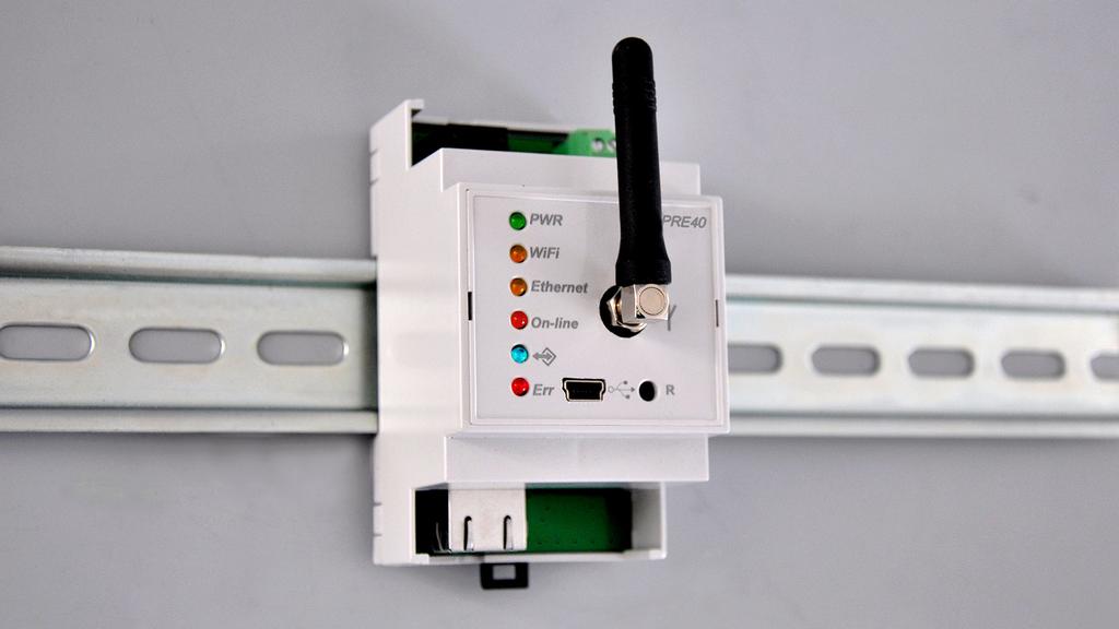 PRE40 PŘEVODNÍK RS232 - ETHERNET/ WIFI INSTALAČNÍ NÁVOD vzdálená správa termostatu PT41-M a PT41-S vzdálená správa centrální jednotky PH-CJ37-BT vzdálená správa centrální jednotky PH-CJ37-GST