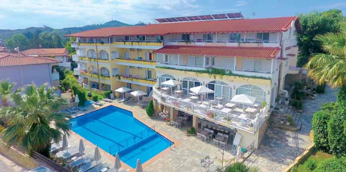 CHALKIDIKI CHANIOTI Tropical Hotel Polopenze / možnost dokoupení all inclusive Novinka 2019 Zábava na dosah Pro rodiny s dětmi Rezervujte včas Příjemný nově zrekonstruovaný rodinný hotel se