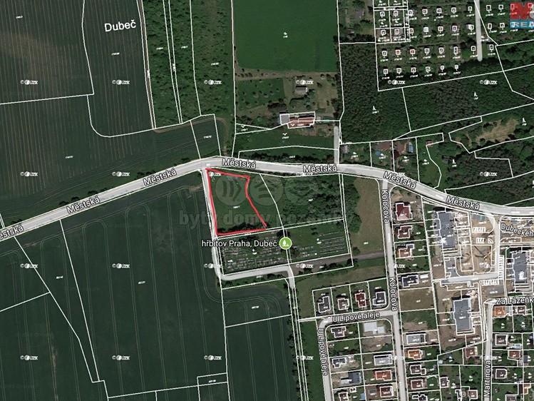 Lokalita: Praha 10 - část obce Dubeč Popis: Nabízíme prodej pozemku o celkové výměře 4366m2, v Praze 10 - Dubči. Pozemek je převážně rovinatý a sousedí s místním hřbitovem.