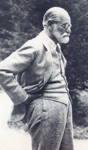 První polovina 20. století EVROPA budování ústavní psychiatrie psychózy Organická teorie duševních poruch biologický přístup šokové metody 1932 - von Meduna - kardiazolové šoky 1935 - M.