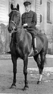 T.G. MASARYK Světová revoluce Praha 1936 Němec a podobně i my, poučeni a pokaženi Rusy, analyzujeme duši a okopáváme, kde v ní co tajuplného a chorobného.
