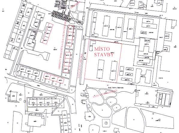 8 Mapa parcel zachycuje nejblíže situované objekty bydlení Z uvedeného grafického znázornění jsou zřejmá místa objektů trvalého bydlení.