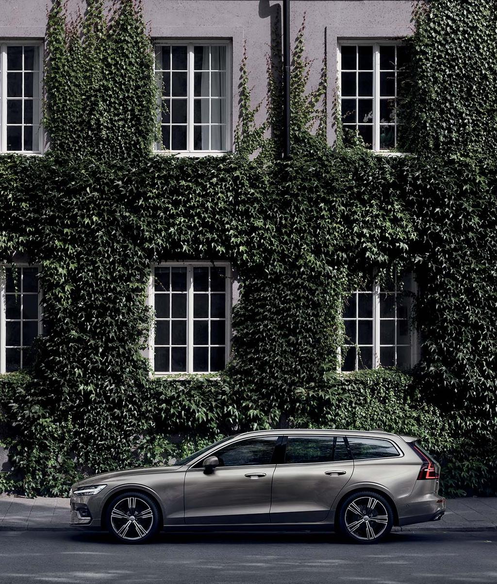 T6 AWD Inscription 727 Šedá Pebble Grey Metallic 19" kola s 5