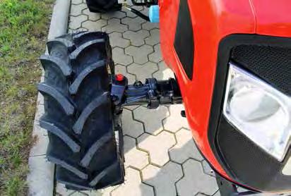 Branson řady F-Cn obsahuje také 2 zadní hydraulické okruhy (1x s aretací) a 2 přední (1x s plovoucí polohou) s joystickem na pravém blatníku.