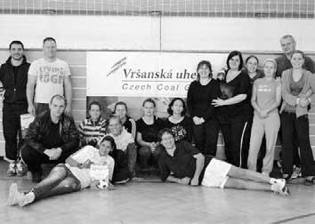 Jak si vedou na i fotbalisté ZIMNÍ P ÍPRAVA DOSPùLÍ: Trénink muïû zaãal po vánoãních svátcích od 9. 1. 2014 ve sportovní hale.
