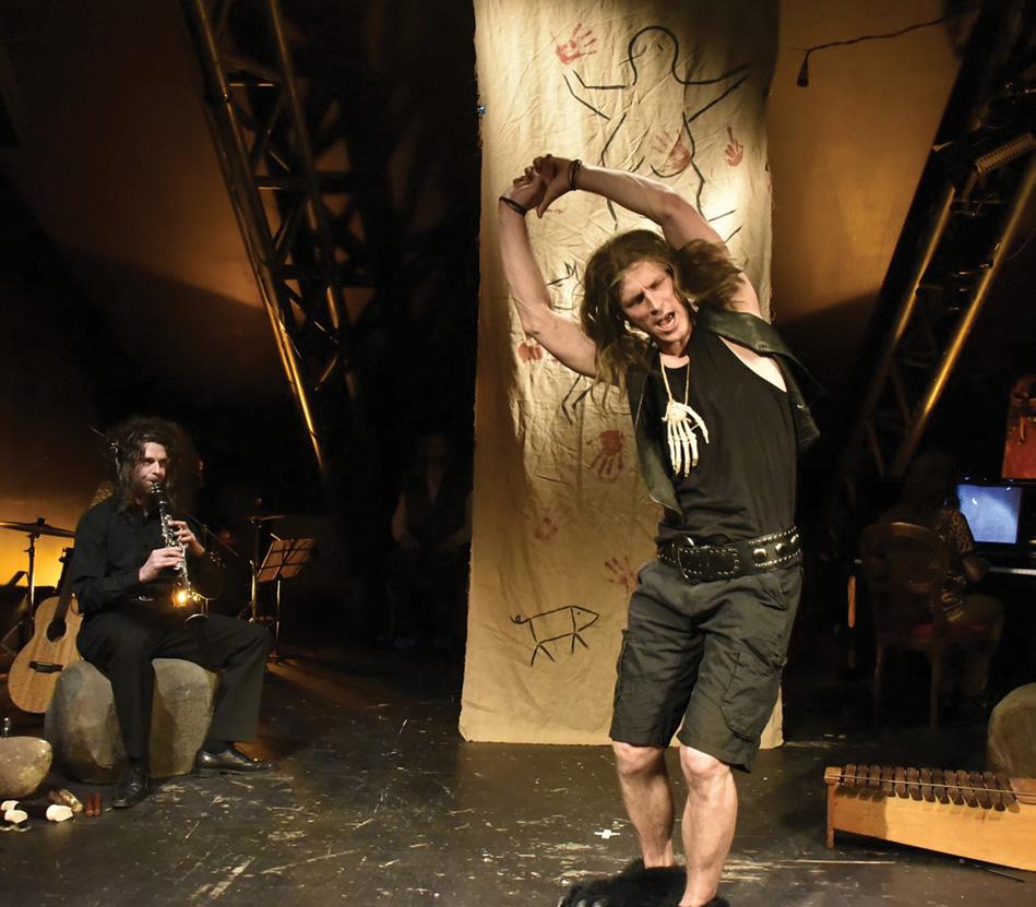 Cabaret Calembour TRIPTYCHON_DI_VOCE Tři hříčky večer roztrhaný na kusy ** ** ** Pravdivý příběh Věstonické Venuše, od jejíhož tragického skonu jsme si roku 2017 připomněli 32017 let.