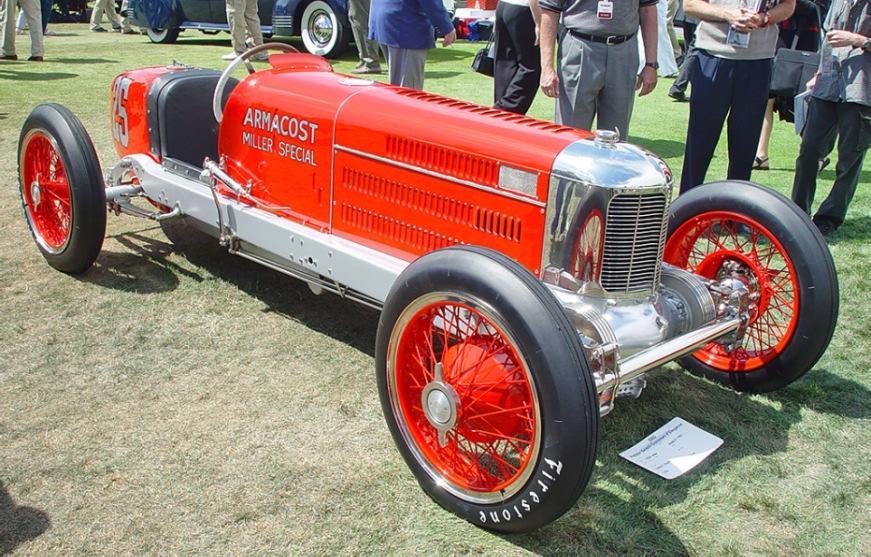 DVOUMÍSTNÉ VOZY 1920 1927 Obr. 3.17 Vůz Mercedes s motorem vzadu [37] 3.10 MILLER Obr. 3.18 Vůz Miller [38] O konstrukci vozů Miller se zasloužil Američan Henry Miller, který byl v té době považován za Bugattiho Ameriky.