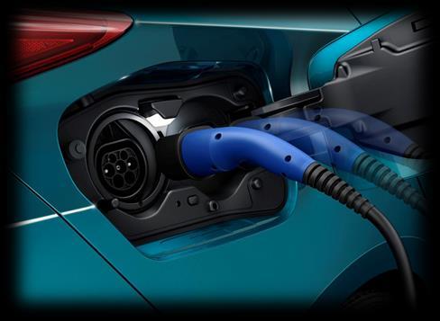 Prius 1,8 Plug-in Hybrid 122k e-cvt: Solární panel Asistent rozjezdu do kopce Předkolizní bezpečnostní systém se systémem detekce chodců Systém upozornění na opuštění jízdního pruhu s funkcí vrácení