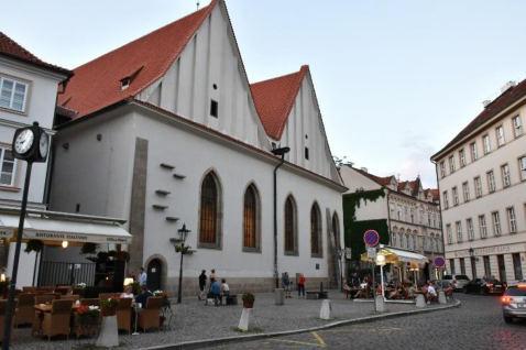 Věry Kovářové a prezidenta Svazu podnikatelů ve stavebnictví v ČR pana Jiřího Nouzy.