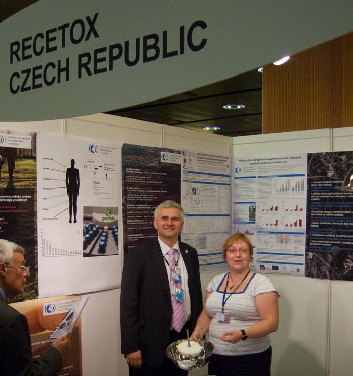 RECETOX v zahraničí Úspěch RECETOX na zasedání Stockholmské úmluvy V mezinárodním konferenčním centru v Ženevě (CICG) se od 4. do 15.