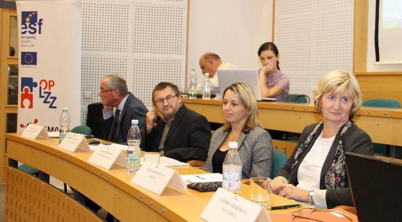 Přenos zahraničních zkušenosti Workshopy a konference k sociálnímu podnikání v Olomouckém kraji (9/2014) - krátké