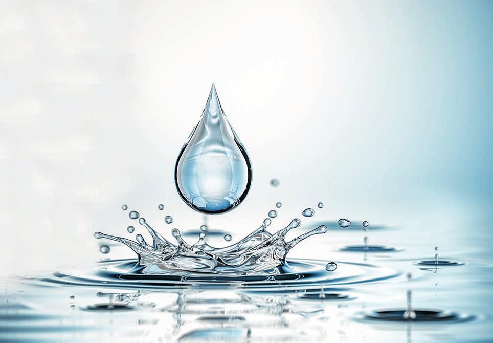 6. Podkladová image fotografie Pro zdůraznění spojení logotypu s čistou přírodní vodou se používá podkladová image fotografie kapky dopadající na průzračnou vodní hladinu.