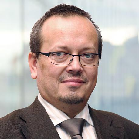 Představenstvo je voleným výkonným orgánem AIFP o sedmi