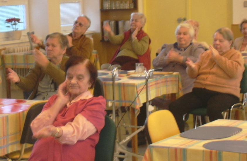 Pohyb je základním projevem života v celé přírodě i u člověka. Jedním z kritérií posuzování úrovně společnosti je také délka života.