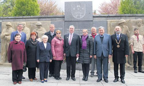 9/2019 Aktuálně z radnice Starosta Sušice Petr Mottl a radní Pavel Javorský se na Modravě zúčastnili jednání sdružení Mikroregionu Šumava západ Mj.