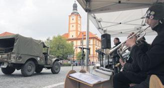 Rád bych pozval všechny občany na Sušické slavnosti a též na volby do Evropského parlamentu, které také proběhnou 24. a 25. května, připomněl starosta města Petr Mottl. -red- 30.