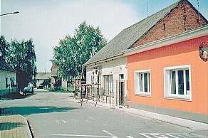 STRUKOV Počet obyvatel: 162 Strukov 33, 784 01 Starosta: Jiří Hubáček E-mail: ou.strukov@iol.cz Tel.