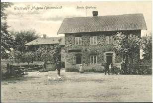 102 navštěvovat 30 žáků, v dalším školním roce to bylo 24 žáků a letos jich máme celkem 26. Od šesté třídy se chodí do Horní Plané, do vyšších škol a Gymnazia pak do Českého Krumlova.