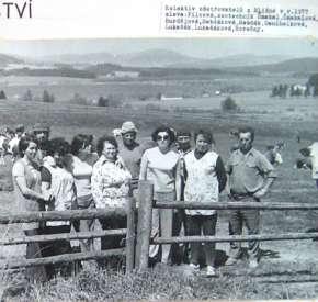 Přestože na základě jednotlivých smluv přebírají hospodaření na jednotlivých, bývalých farmách, noví nájemci a postupně vlastníci, lze za jakýsi konec Státních statků považovat rok 1997, kdy byla