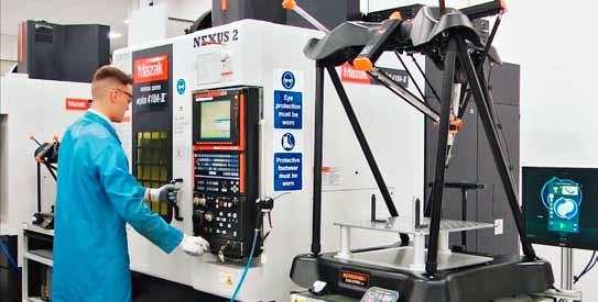Předváděcí dny a semináře 45 Obr. 3: Renishaw Equator TM 500 a vertikální obráběcí centrum Mazak dílců nebo vybavené optickou kontrolou polohy uchopovaného dílce.
