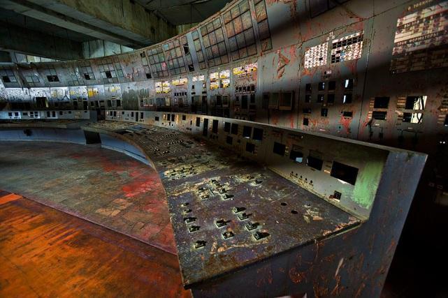 Nachází se u měst Černobyl a Pripjať (dnes Ukrajina, dříve SSSR) V roce 1986 se zde udála největší jaderná havárie (7.