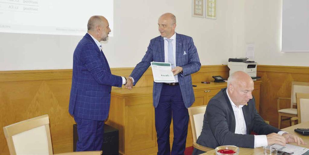 Po získání ocenění, jakými bylo například první místo v zemi v soutěži Město pro byznys, první místo v Olomouckém kraji v hodnocení magistrátu Přívětivý úřad, celostátní ocenění v soutěži