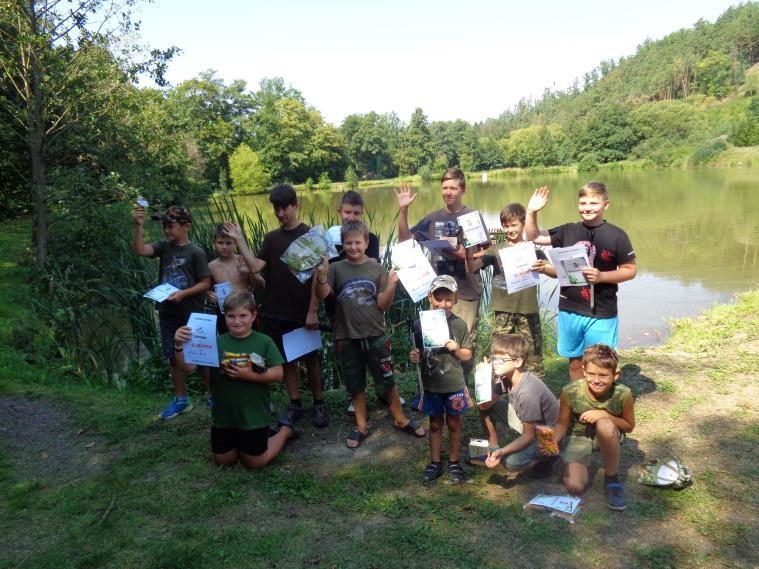 97.906,- Kč bez DPH. Pro usnesení: 4 Proti usnesení: 0 Zdržel se hlasování: 1 Nechváleno Hlasování se zdržel zastupitel pan V V Návštěva z Triptisu navštívila Ždíreckou ZOO.