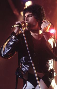 Bohemian Rhapsody a její poselství Bohemian Rhapsody je, dle mého názoru, jedním z nejzdařilejších filmových snímků posledních let.