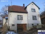 2) Rodinný dům, Sehradice, okres Zlín, podlahová plocha 250 m 2, pozemek 1 180 m 2 Nabídka 2 objektů, které se nachází v obci Sehradice.