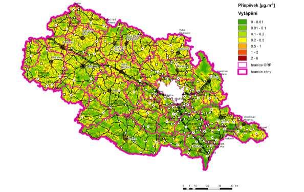 Obrázek 41: Příspěvek skupiny zdrojů Vytápění domácností (Vytápění) k průměrné roční koncentraci PM 2,5, stav roku 2011, zóna CZ06Z Jihovýchod Obrázek 42: Příspěvek