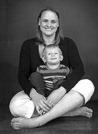 POHLEDEM Z DRUHÉ STRANY LISTY KLINICKÉ LOGOPEDIE 1/2019 66 MÁMA (A) LOGOPEDKA Mgr. Kristina Horníková Mgr.
