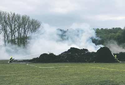 jarních oslavách čarodějnic dne 30. dubna. Přesto se k tématu vrátím, abych na něm ukázala, jak složité může být dosáhnout malé změny způsobu pálení ohně.