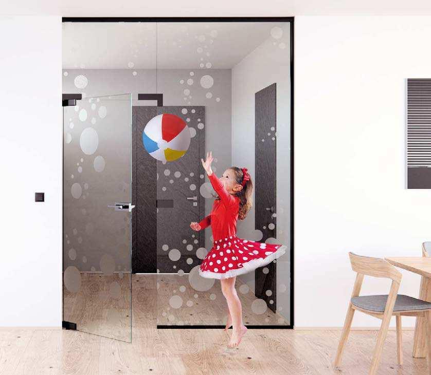 NOVINKA NOVÉ MOTIVY A SKLA SAPGLASS Sklo je moderní a odolný materiál, který najde uplatnění opravdu všude, i v bytovém designu.
