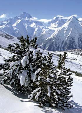 Diable. Obchody a restaurace se nacházejí v blízkosti rezidence. Pierre et Vacances-Noisillier J. P. Pierre et Vacances-Noisillier Jean Pierre LES 2 ALPES REZIDENCE LA MUZELLE AP4/5*** při obs.