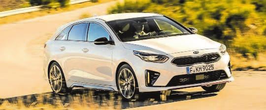 Jestli něco eugeot v poslední době uměl, tak to byly dieselové agregáty. Testovaný exemplář poháněl turbodiesel se zdvihovým objemem 1,5 litru.
