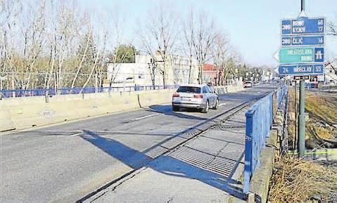 Budovu, kde sídlí, totiž čeká nákladná rekonstrukce. odle předpokladů vyjde na 105 milionů korun bez daně. Jedná se tak o jednu z největších investic, které nemocnice na jihu Moravy letos chystají.