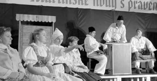 10 KULTURA NA SLOVÁCKU Slovácko sa bude súdit aj na Buchlově OCHOTNÍCI Na představení si kupte lupen zavčasu HRAD BUCHLOV Neobvyklou atmosféru divadelního představení Slovácko sa súdí si můžete