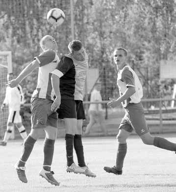 22 OKRESNÍ SOUTĚŽ - B Hattrick Černého zachránil Mařatice BILANCE OS B 13. kola 2 2 2 15:16 Diváci: 447 (celkem 9 310) celková 70 13 43 384:281 TABULKA 1. Hluk B 16 4 1 94:24 52 2.