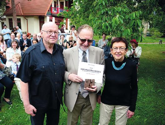 Cena Františka Kriegla Generální partner projektu SenSen Cena Františka Kriegla vznikla v roce 1987 ve Stockholmu. Je vyhlašována každoročně 10. dubna, v den jeho narození.