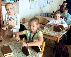 Bystrcké noviny 12 2016 Informace, školy, inzerce 9 Vánoce v bystrcké farnosti BOHOSLUŽBY V KOSTELE SV. JANŮ Sobota 24. 12. ŠTĚDRÝ DEN 16.00 mše pro děti 22.
