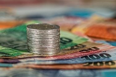 Představení výzvy principy sociálního podnikání Ekonomický prospěch a) Zisk je využíván přednostně pro rozvoj sociálního podniku. Více než 50 % zisku je reinvestováno do rozvoje sociálního podniku.