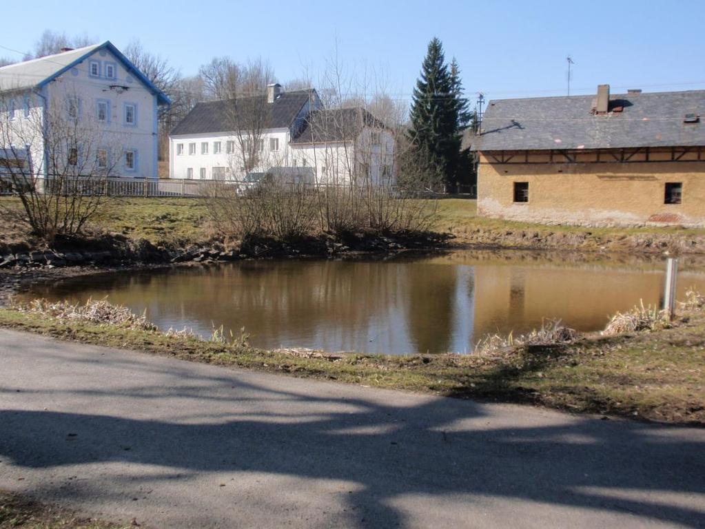 Mapa 23. Místa odběrů vzorků ů spolu s procentickým vyjádřením obsahů DDT vzhledem k limitní hodnotě podle vyhl. č.