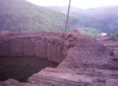 a technických parametrů cestou odborného zkoumání konstrukcí, zjišťování poruch a