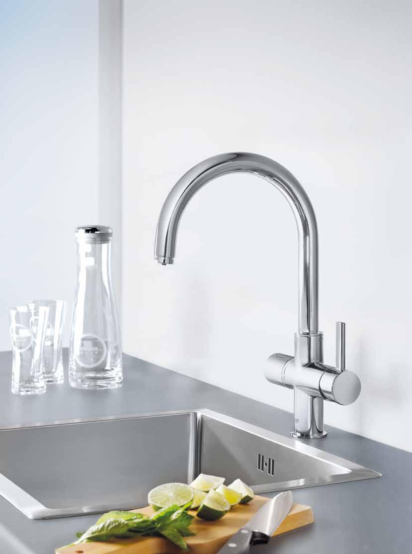 KUCHYŇSKÉ BATERIE GROHE BLUE PURE 33 249 001 dřezová baterie s filtrační funkcí 21 330 Kč otočná výtoková trubice, set obsahuje: hlava filtru s