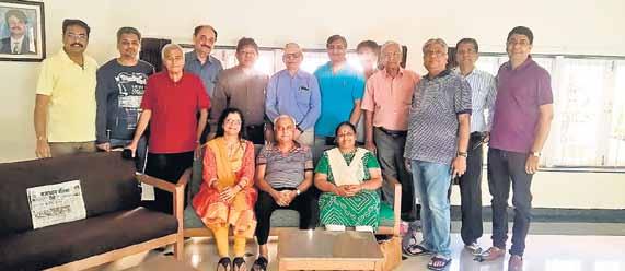 DECEmber 2016 3 THE CALL OF THE DIVINE The office bearers of GLS University, Shri Sudhir Nanavati - President, Dr. Bhalchandra Joshi - Pro-Vost, Dr. Hitesh Ruparel - Director General, Ms.
